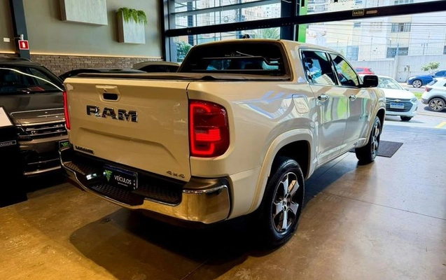 imagem-https://www.socarrao.com.br/sc-vehicle-images-prod/3818024/1790348488194-8474942_10_B_5111805655.jpeg