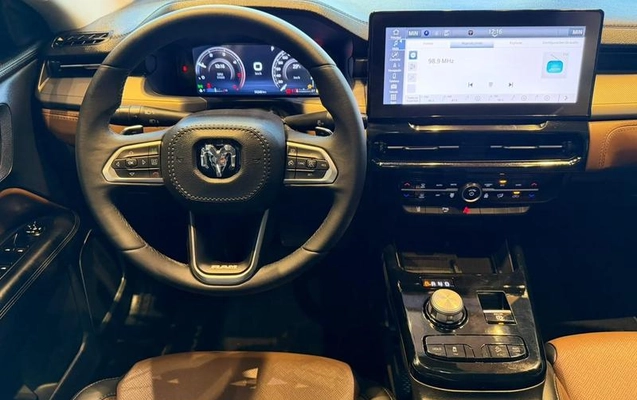imagem-https://www.socarrao.com.br/sc-vehicle-images-prod/3818024/1790348488204-8474942_5_B_45e83bd712.jpeg