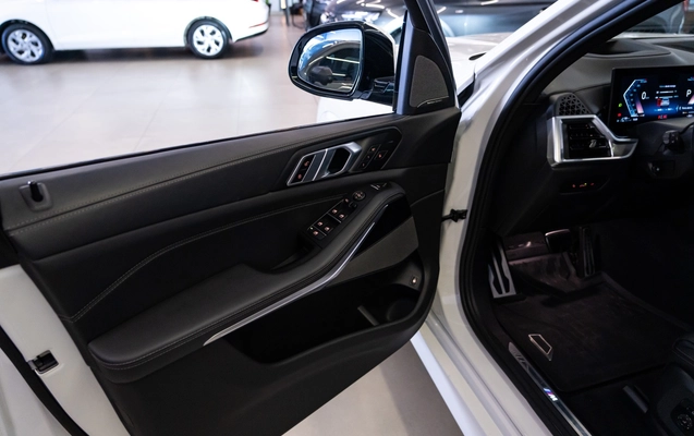 imagem-https://www.socarrao.com.br/sc-vehicle-images-prod/3818158/1789415108023-12_043116.jpg