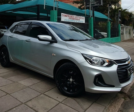 Chevrolet Onix 2020 Prata — foto 1 de 3
