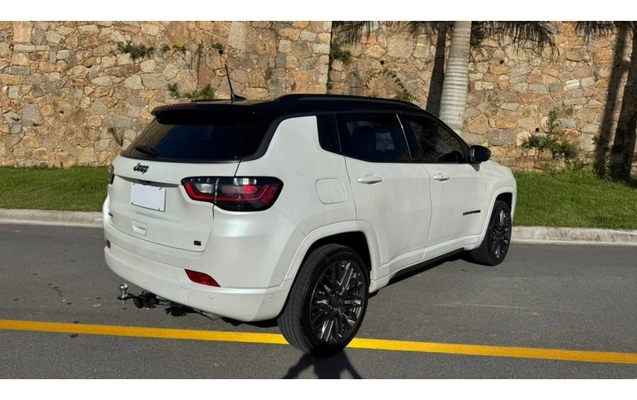 imagem-https://www.socarrao.com.br/sc-vehicle-images-prod/3818287/1789415353999-7_094007.jpg
