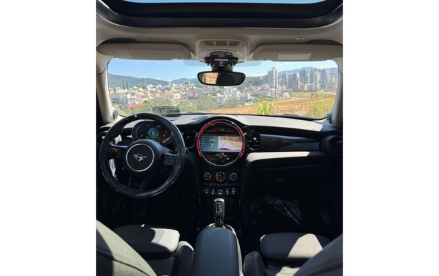 imagem-https://www.socarrao.com.br/sc-vehicle-images-prod/3818299/1789415467451-3_035026.jpg