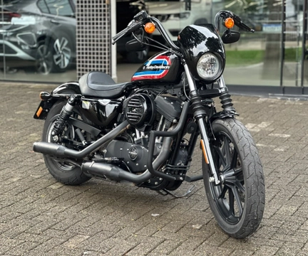 HARLEY-DAVIDSON SPORTSTER 1200 CUSTOM XL1200C 2020 Preto — foto 1 de 3