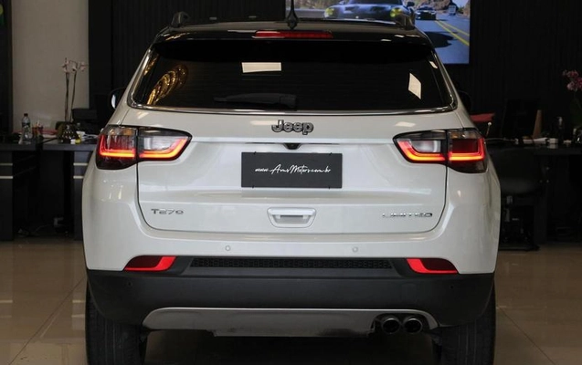 imagem-https://www.socarrao.com.br/sc-vehicle-images-prod/3818528/1789416029956-8467030_5_B_784ddea0d7.jpeg