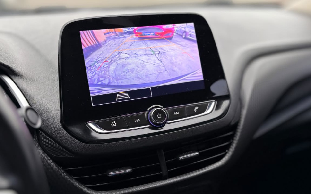 imagem-https://www.socarrao.com.br/sc-vehicle-images-prod/3818610/1789416112541-V2hhdHNBcHAgSW1hZ2UgMjAyNi0wOS0xNCBhdCAxNi40Mi4zNCAoMSkuanBlZw.jpeg
