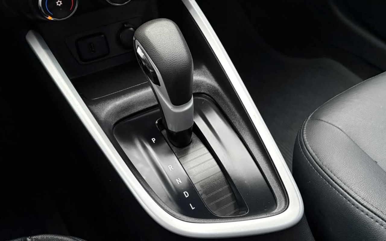 imagem-https://www.socarrao.com.br/sc-vehicle-images-prod/3818610/1789416112717-V2hhdHNBcHAgSW1hZ2UgMjAyNi0wOS0xNCBhdCAxNi40Mi4zNCAoMykuanBlZw.jpeg