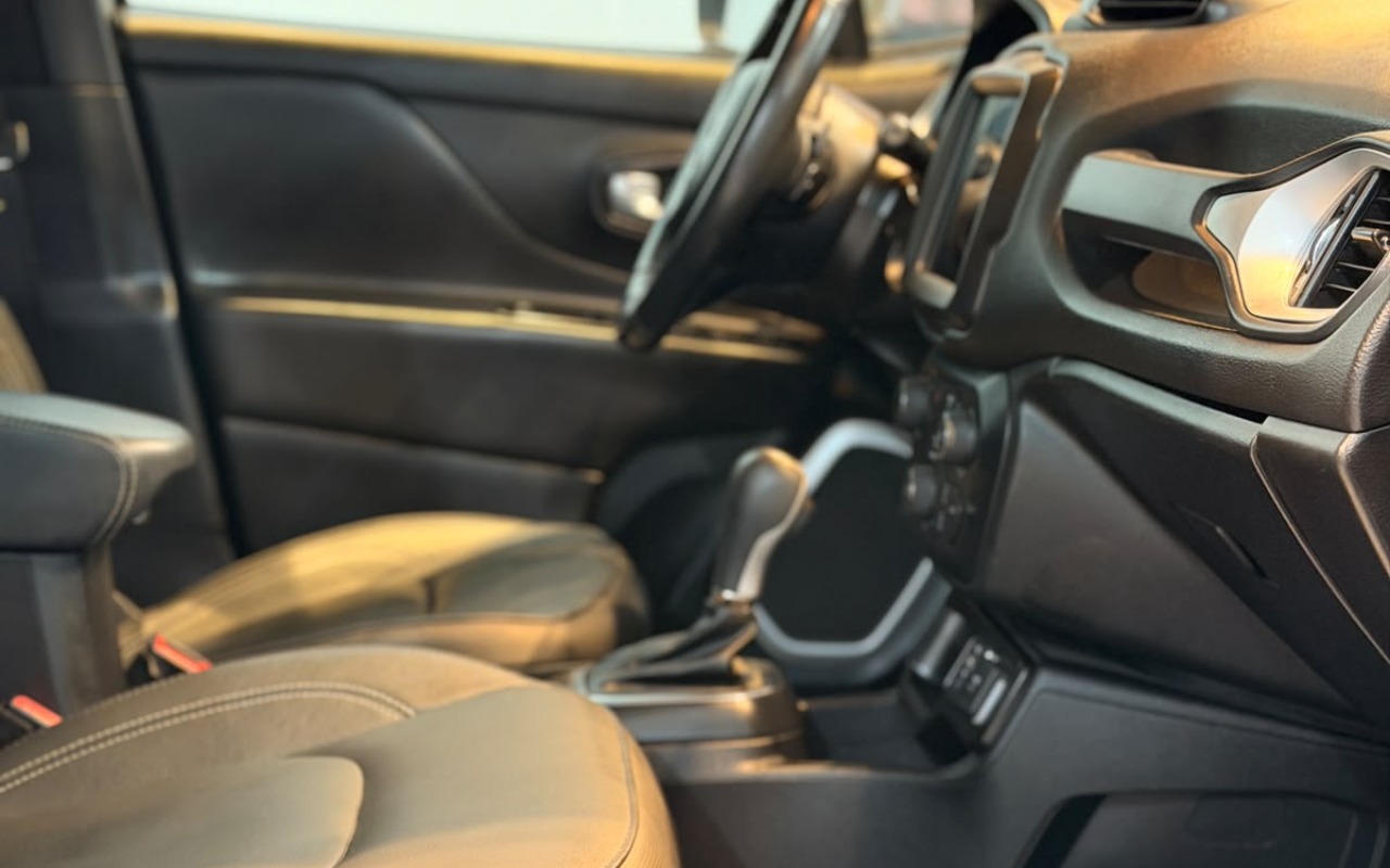 imagem-https://www.socarrao.com.br/sc-vehicle-images-prod/3818825/1789416566979-V2hhdHNBcHAgSW1hZ2UgMjAyNi0wOS0xNCBhdCAxNi4wMi40MC5qcGVn.jpeg