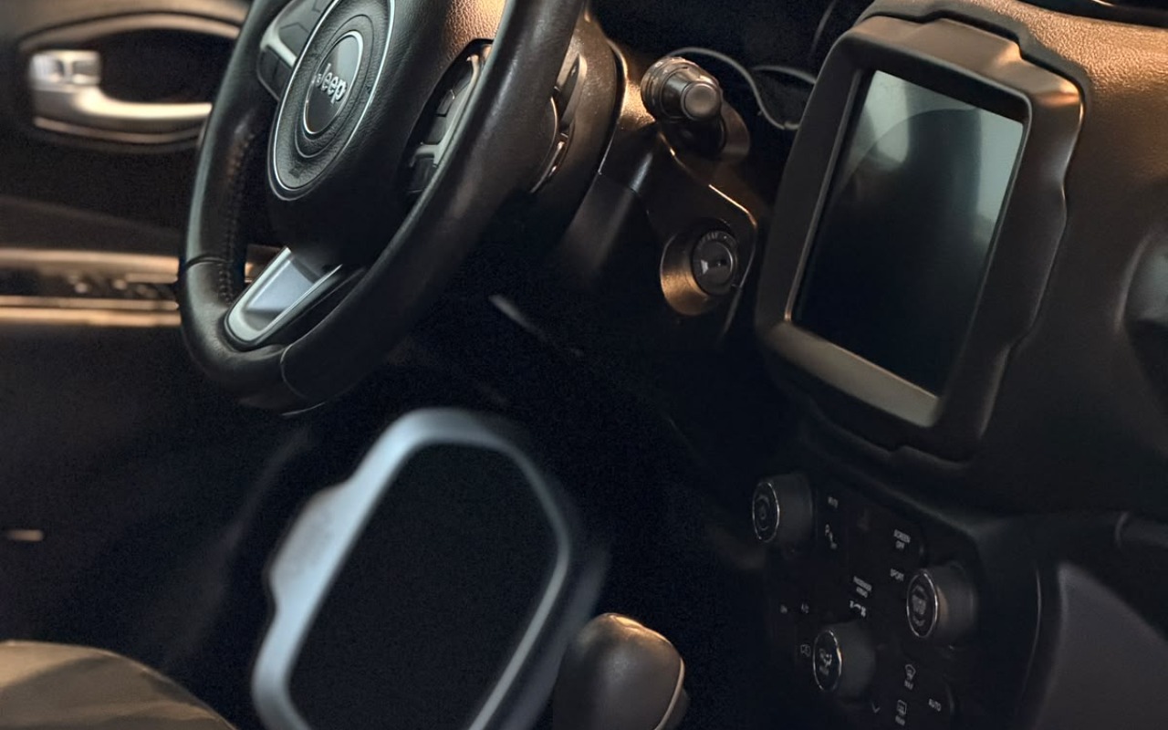 imagem-https://www.socarrao.com.br/sc-vehicle-images-prod/3818825/1789416567269-V2hhdHNBcHAgSW1hZ2UgMjAyNi0wOS0xNCBhdCAxNi4wMi4zOSAoMSkuanBlZw.jpeg