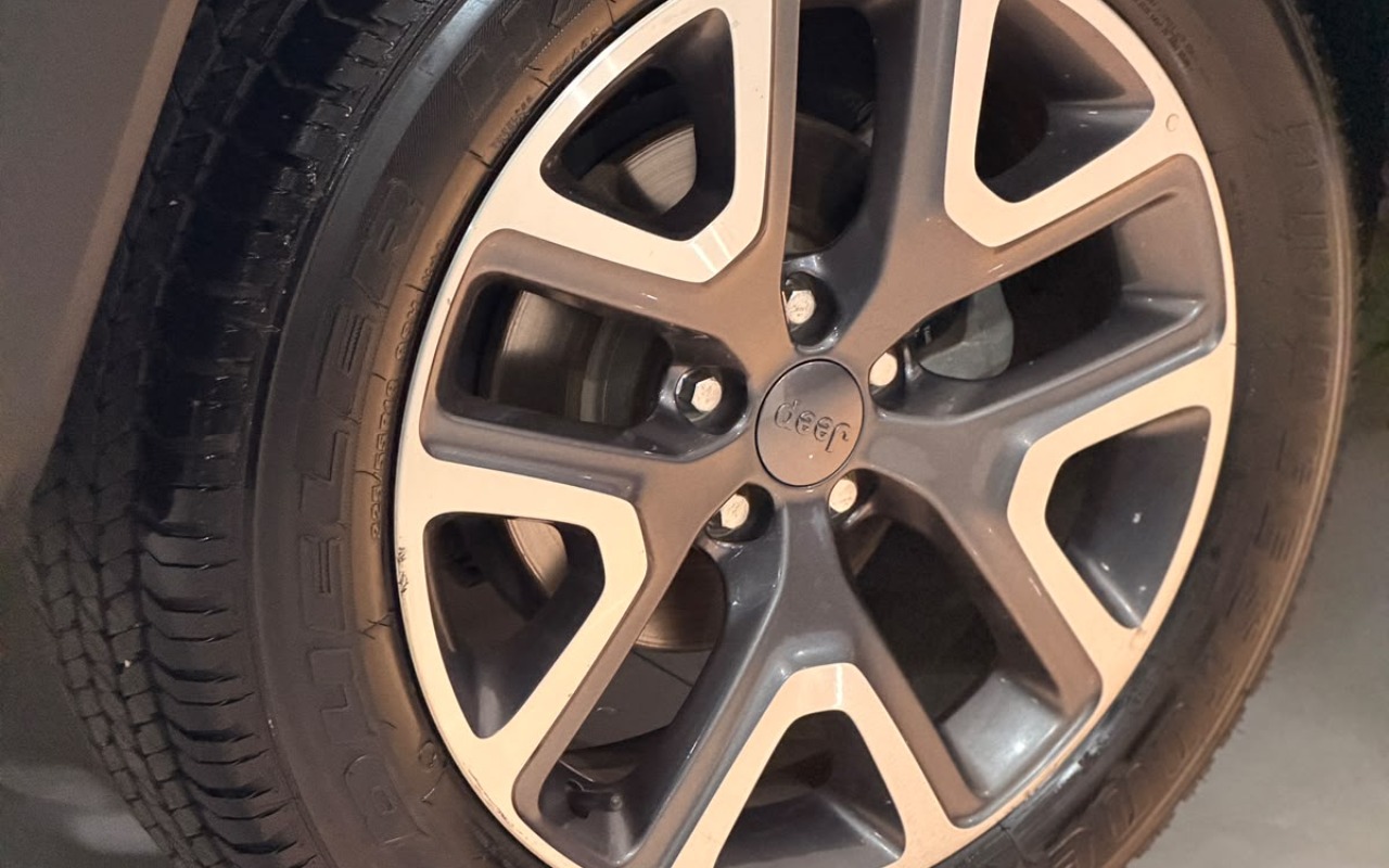 imagem-https://www.socarrao.com.br/sc-vehicle-images-prod/3818825/1789416568627-V2hhdHNBcHAgSW1hZ2UgMjAyNi0wOS0xNCBhdCAxNi4wMi4zOS5qcGVn.jpeg