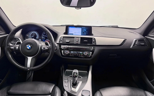 imagem-https://www.socarrao.com.br/sc-vehicle-images-prod/3818903/1789416771553-4d4c2d4398fe4af9b3110379169bbe53_1789415147172.jpg