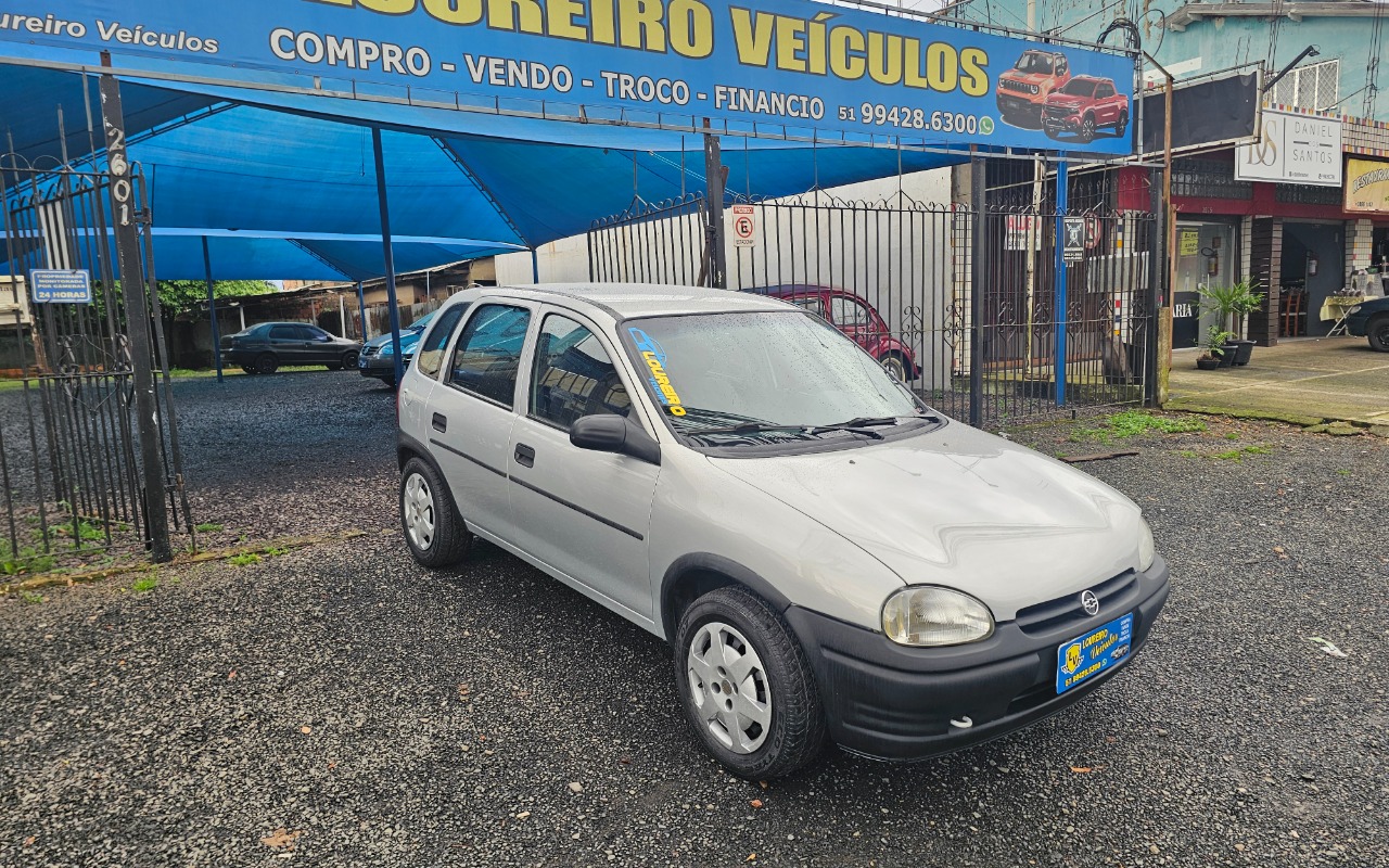 Chevrolet Corsa 1999 Prata — foto 1 de 3