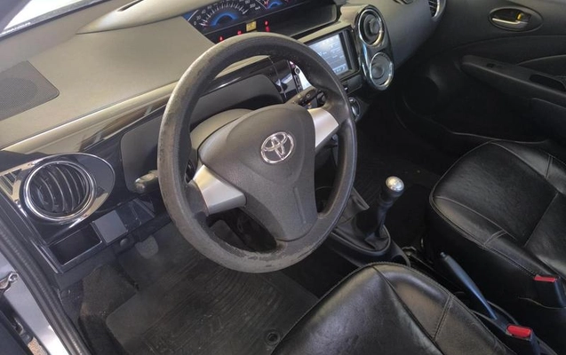 imagem-https://www.socarrao.com.br/sc-vehicle-images-prod/3819015/1789417257228-8445520_7_B_359db77fb7.jpeg