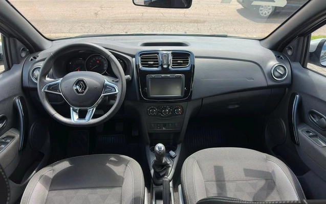 imagem-https://www.socarrao.com.br/sc-vehicle-images-prod/3819139/1789485495688-8476139_11_B_72e2f21da5.jpeg