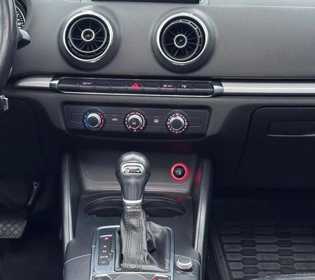 imagem-https://www.socarrao.com.br/sc-vehicle-images-prod/3819148/1789583485077-8476128_3_B_05a6e97576.jpeg