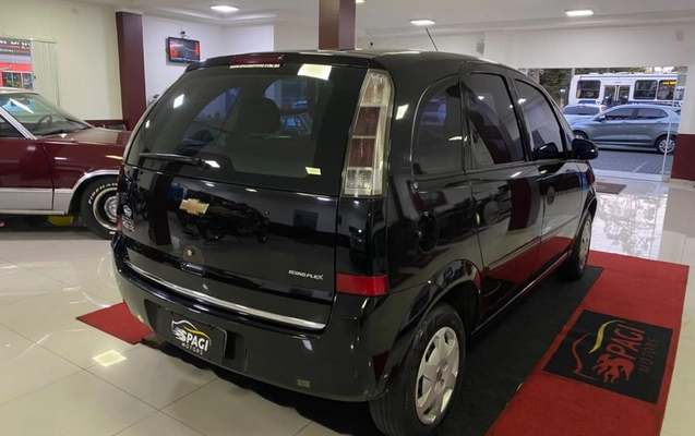 imagem-https://www.socarrao.com.br/sc-vehicle-images-prod/3819373/1789648448039-vehicle_image_1789648350_ec480c0e321972d0b2cc5e88de55c830.jpeg