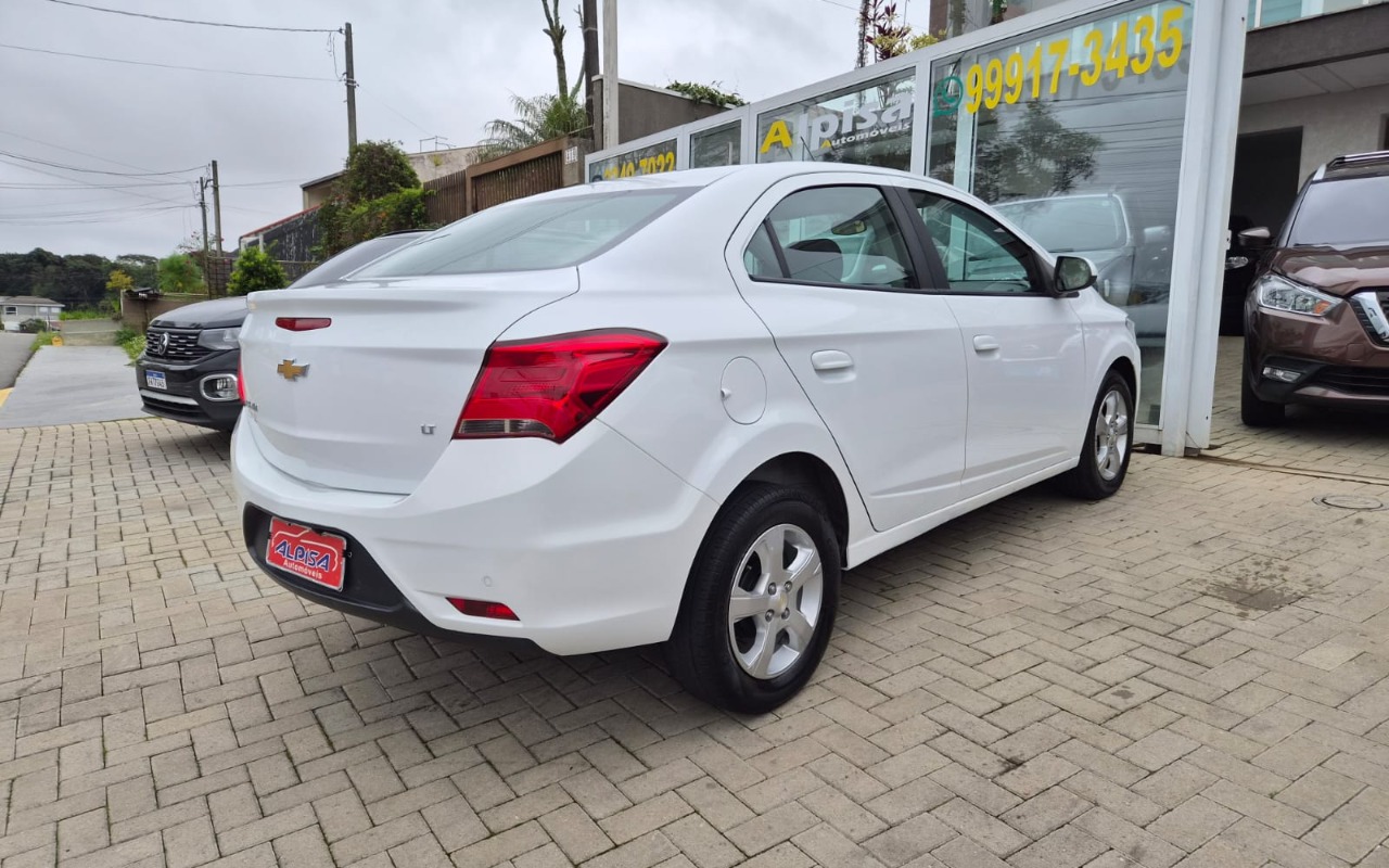 imagem-https://www.socarrao.com.br/sc-vehicle-images-prod/3819377/1789417753373-V2hhdHNBcHAgSW1hZ2UgMjAyNi0wOS0xNCBhdCAxNy4xMy4yOSAoNCkuanBlZw.jpeg