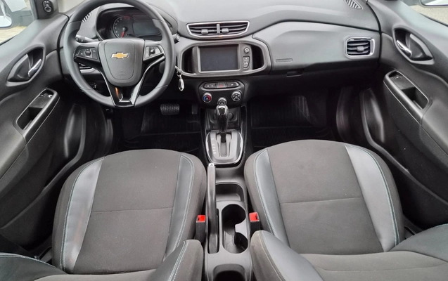 imagem-https://www.socarrao.com.br/sc-vehicle-images-prod/3819377/1789417753709-V2hhdHNBcHAgSW1hZ2UgMjAyNi0wOS0xNCBhdCAxNy4xMy4zMCAoMSkuanBlZw.jpeg