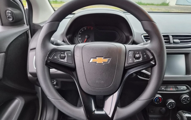 imagem-https://www.socarrao.com.br/sc-vehicle-images-prod/3819377/1789417754446-V2hhdHNBcHAgSW1hZ2UgMjAyNi0wOS0xNCBhdCAxNy4xMy4yNy5qcGVn.jpeg