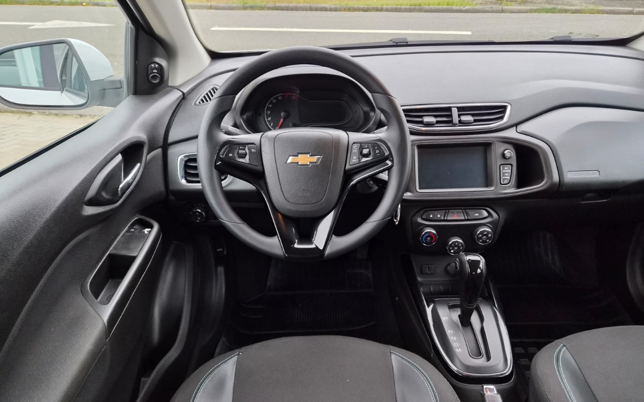 imagem-https://www.socarrao.com.br/sc-vehicle-images-prod/3819377/1789417754632-V2hhdHNBcHAgSW1hZ2UgMjAyNi0wOS0xNCBhdCAxNy4xMy4yOCAoMykuanBlZw.jpeg
