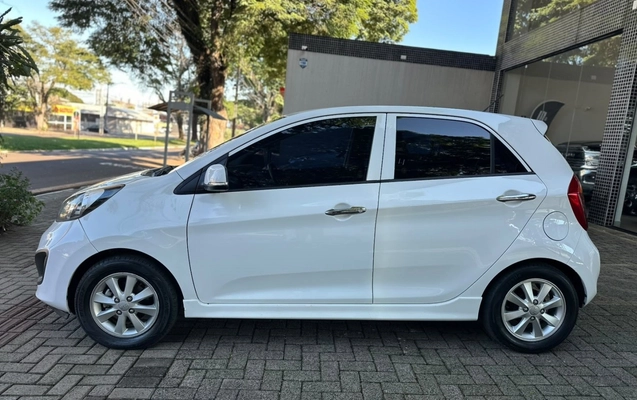 imagem-https://www.socarrao.com.br/sc-vehicle-images-prod/3819529/1789418096408-8_101135.jpg