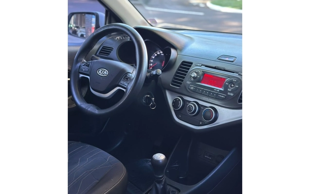 imagem-https://www.socarrao.com.br/sc-vehicle-images-prod/3819529/1789418096410-7_101135.jpg