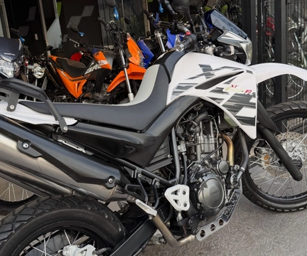 YAMAHA XT 660 R 2014 Branco — foto 1 de 3
