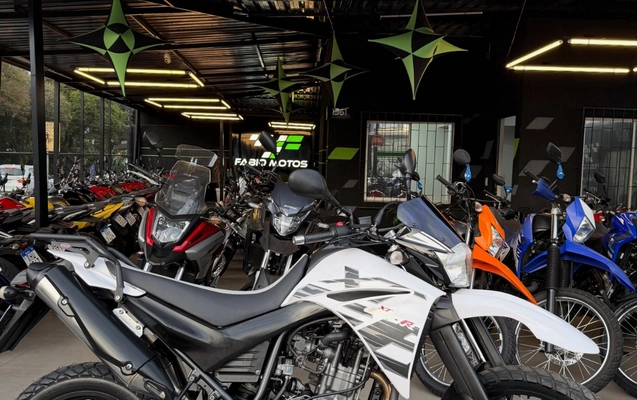 imagem-https://www.socarrao.com.br/sc-vehicle-images-prod/3819685/1789418271061-Nzc4NTg3MDQ1XzE4MTIyNTg1MzgzODQyMjQ4Xzk1MTYxNTg5MDUxNDIwNTYwNl9uLmpwZw.jpg