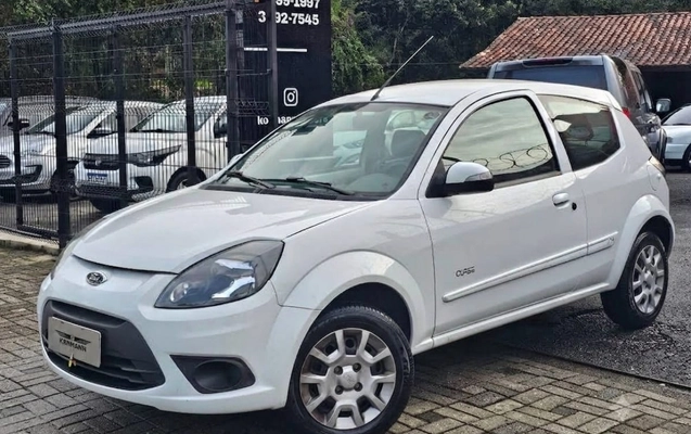 imagem-https://www.socarrao.com.br/sc-vehicle-images-prod/3819703/1789737476128-V2hhdHNBcHAgSW1hZ2UgMjAyNi0wOS0xOCBhdCAxMC4wOC40MC5qcGVn.jpeg