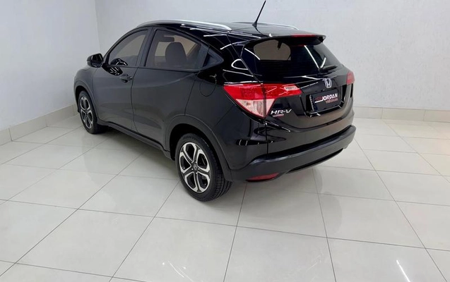 imagem-https://www.socarrao.com.br/sc-vehicle-images-prod/3819786/1789420583410-8476287_8_B_8e4d86e433.jpeg