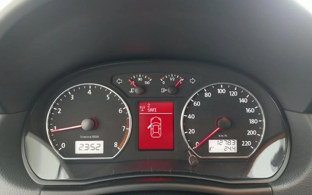 imagem-https://www.socarrao.com.br/sc-vehicle-images-prod/3819817/1789418470134-EsMX7lsmF79eJWvu0GdC68IzkwteIEKv.jpg