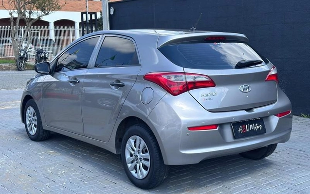 imagem-https://www.socarrao.com.br/sc-vehicle-images-prod/3819837/1789576517105-8476325_11_B_296bbe1023.jpeg
