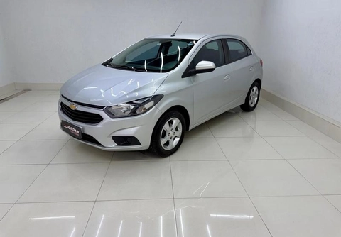 Chevrolet Onix 2019 Prata — foto 1 de 3