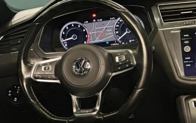 imagem-https://www.socarrao.com.br/sc-vehicle-images-prod/3819845/1789663669191-8476207_15_B_689adad915.jpeg