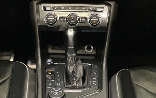 imagem-https://www.socarrao.com.br/sc-vehicle-images-prod/3819845/1789663669193-8476207_17_B_68a40c56c8.jpeg