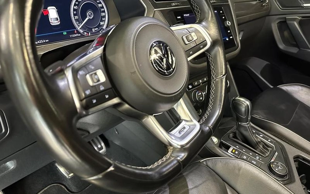 imagem-https://www.socarrao.com.br/sc-vehicle-images-prod/3819845/1789663669194-8476207_18_B_acaf7d8c0e.jpeg
