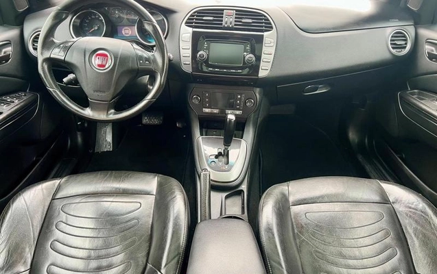 imagem-https://www.socarrao.com.br/sc-vehicle-images-prod/3819924/1789418965518-8447518_15_B_1c5bb8b3e6.jpeg