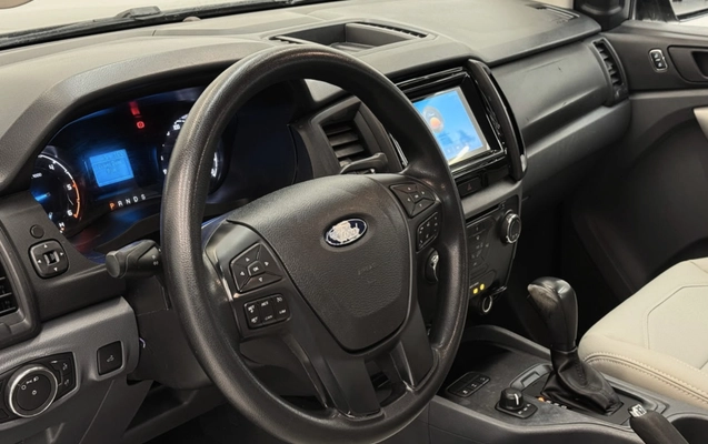 imagem-https://www.socarrao.com.br/sc-vehicle-images-prod/3819925/1789418968805-3a36f8f1e53e481db561fa0a82be0fa5_1789418674710.jpg