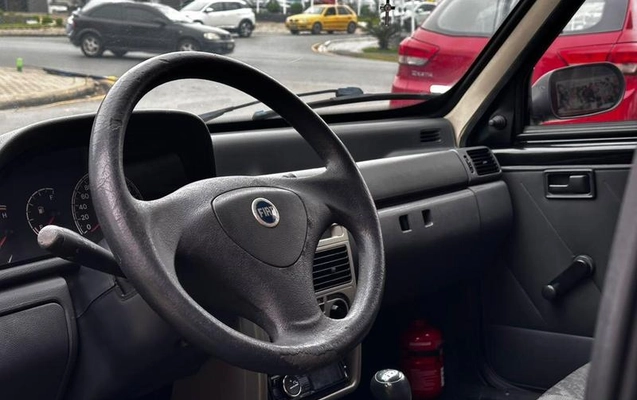 imagem-https://www.socarrao.com.br/sc-vehicle-images-prod/3820013/1789561119548-8475478_5_B_57e6704aa0.jpeg