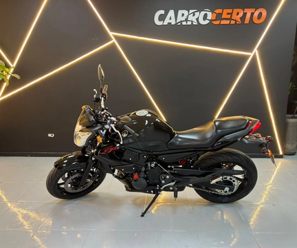 Yamaha XJ6 N/ABS 2011 Preto — foto 1 de 3