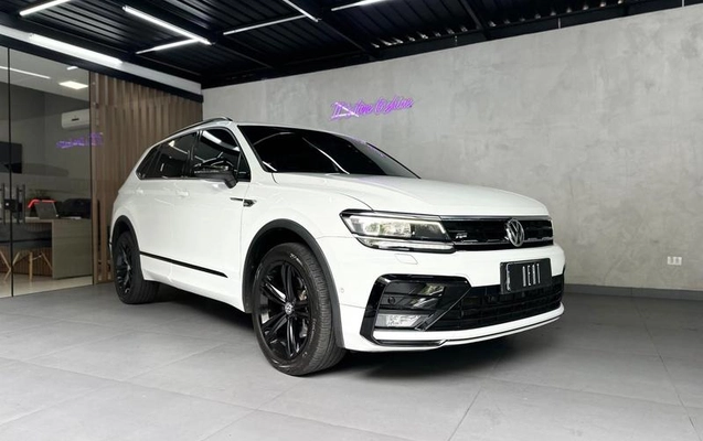 imagem-https://www.socarrao.com.br/sc-vehicle-images-prod/3820261/1790010049380-8390338_1_B_4ba0cc66a6.jpeg