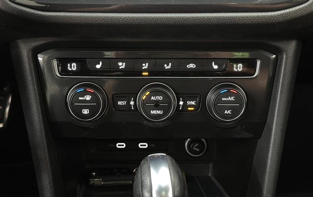 imagem-https://www.socarrao.com.br/sc-vehicle-images-prod/3820261/1790010049399-8390338_14_B_b60135813a.jpeg