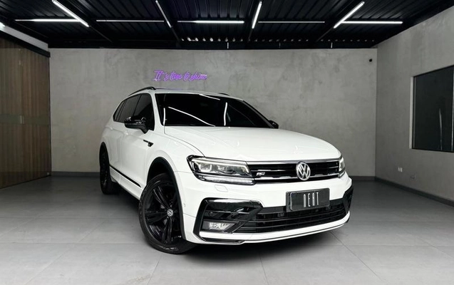 imagem-https://www.socarrao.com.br/sc-vehicle-images-prod/3820261/1790010049410-8390338_20_B_9f6e47f5c8.jpeg