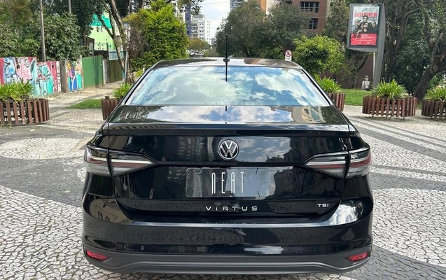 imagem-https://www.socarrao.com.br/sc-vehicle-images-prod/3820264/1789571781818-8392285_5_B_04d00a0bfc.jpeg