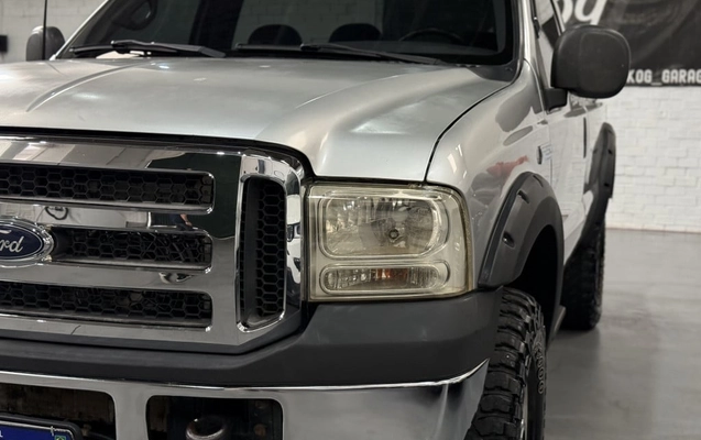 imagem-https://www.socarrao.com.br/sc-vehicle-images-prod/3820286/1789761537655-vehicle_image_1789419783_6c5e646e76c4bc3064f41e6e60596894.jpeg