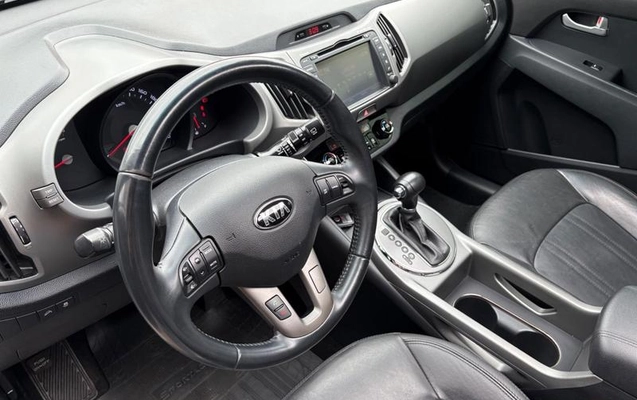 imagem-https://www.socarrao.com.br/sc-vehicle-images-prod/3820316/1789419934300-8464624_8_B_88e011f125.jpeg