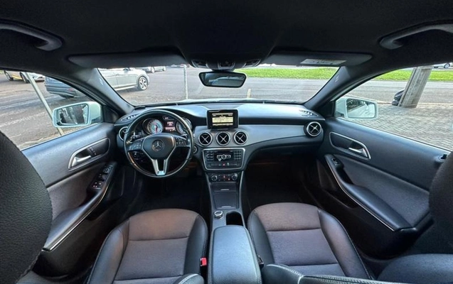 imagem-https://www.socarrao.com.br/sc-vehicle-images-prod/3821045/1789421332345-11.jpg