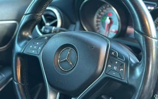 imagem-https://www.socarrao.com.br/sc-vehicle-images-prod/3821045/1789421332346-14.jpg