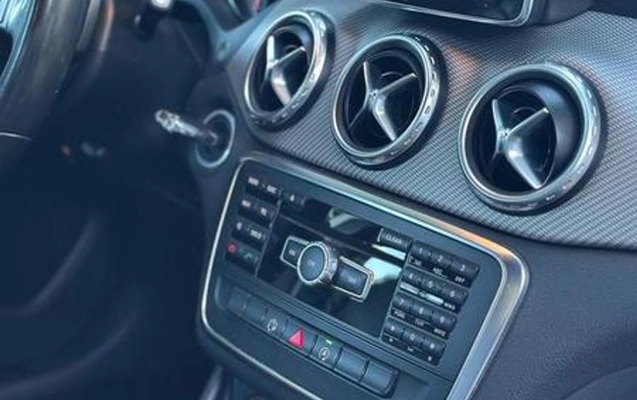 imagem-https://www.socarrao.com.br/sc-vehicle-images-prod/3821045/1789421332347-17.jpg