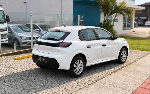 imagem-https://www.socarrao.com.br/sc-vehicle-images-prod/3821159/1789488331136-gb-7eecadc.jpeg