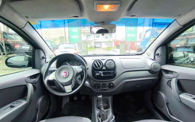 imagem-https://www.socarrao.com.br/sc-vehicle-images-prod/3821174/1789746642458-SU1HXzIwMjYwOTE3XzEzMzgyNyAoQ29weSkuanBn.jpg